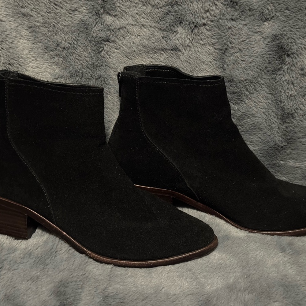 ANTONIO MELANI Black Suede Ankle Booties